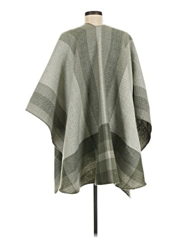 Woolrich Poncho (view 2)