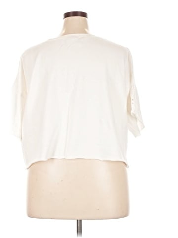 Torrid Short Sleeve Top (view 2)