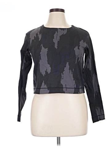 Lululemon Athletica Long Sleeve T-Shirt (view 1)