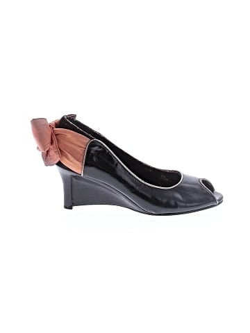Kenzie Wedges (view 1)