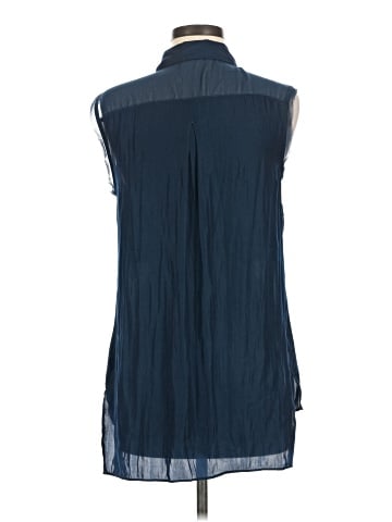 Simply Vera Vera Wang Sleeveless Button-Down Shirt (view 2)