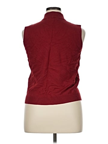 Judith Hart Sleeveless T-Shirt (view 2)