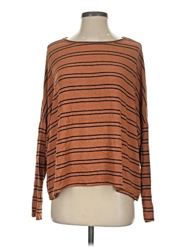 Forever 21 Pullover Sweater (view 1)