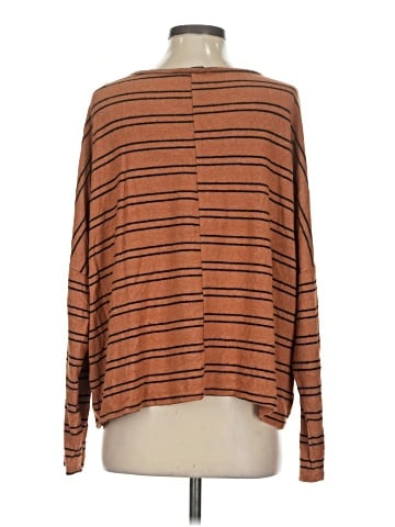 Forever 21 Pullover Sweater (view 2)