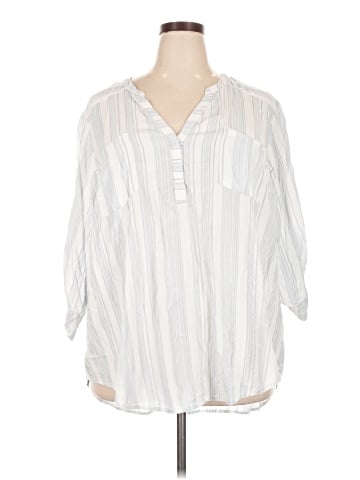 Torrid 3/4 Sleeve Button-Down Shirt (view 1)
