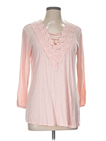 Maurices 3/4 Sleeve T-Shirt (view 1)