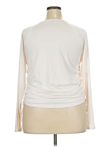 Under Armour 3/4 Sleeve T-Shirt (view 2)