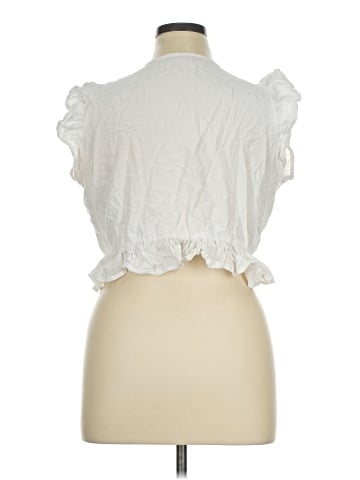 Fancyinn Sleeveless Blouse (view 2)