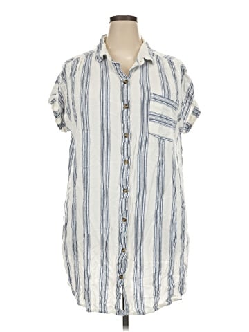 American Eagle Outfitters Casual Dress (view 1)