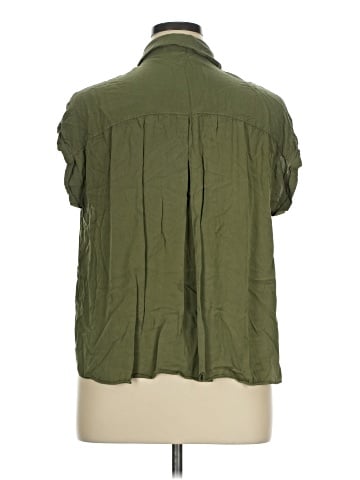 Lulus Sleeveless Button-Down Shirt (view 2)