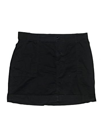 Lee Skort (view 1)