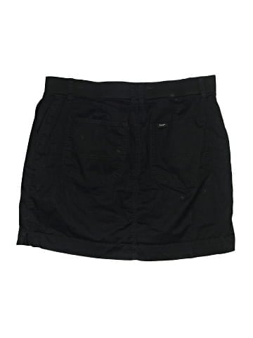 Lee Skort (view 2)