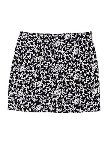Karen Scott Skort (view 1)