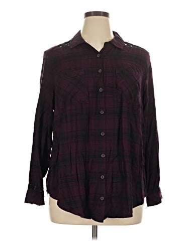 Torrid Long Sleeve Button-Down Shirt (view 1)