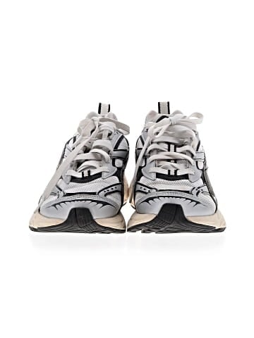 Puma Sneakers (view 2)