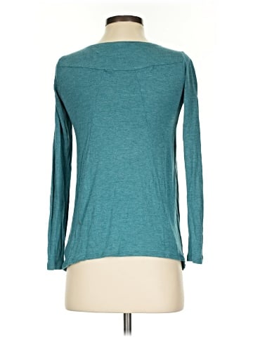 CAbi Long Sleeve T-Shirt (view 2)