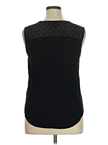 Old Navy Sleeveless Top (view 2)