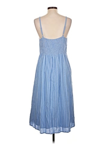 Old Navy Casual Dress (view 2)