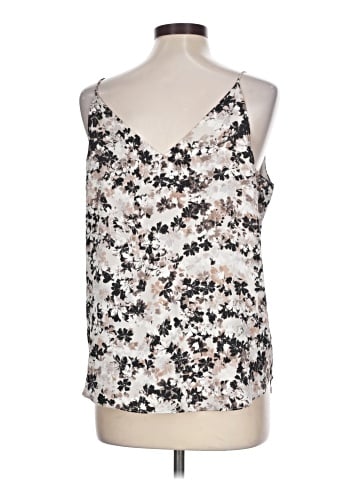 Express Outlet Sleeveless Top (view 2)