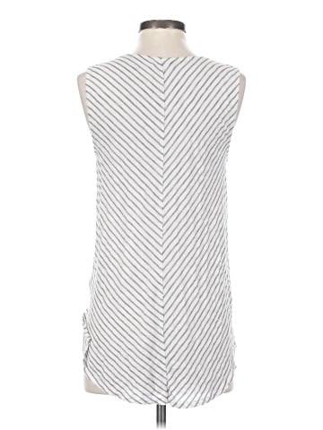 t.la Sleeveless Button-Down Shirt (view 2)