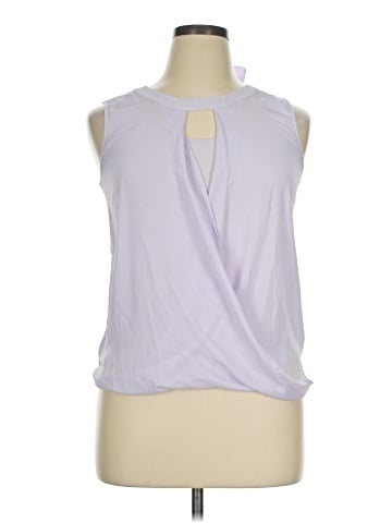 41Hawthorn Sleeveless Blouse (view 1)