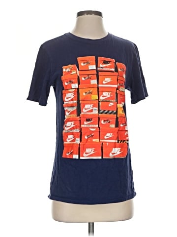 Nike Short Sleeve T-Shirt (view 1)