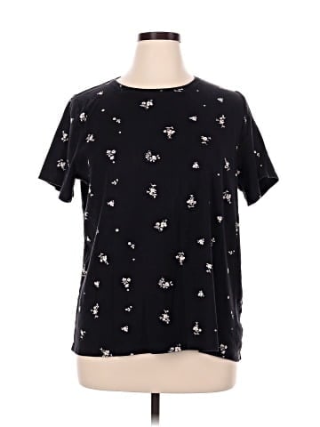 Croft & Barrow Short Sleeve T-Shirt (view 1)