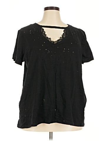 Hot Topic Short Sleeve T-Shirt (view 1)