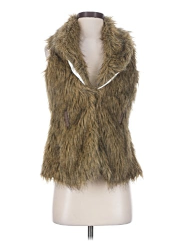 Arden B. Cardigan (view 1)