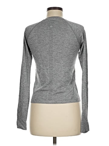 Lululemon Athletica Long Sleeve T-Shirt (view 2)