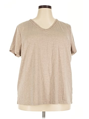 Maurices Short Sleeve T-Shirt (view 1)
