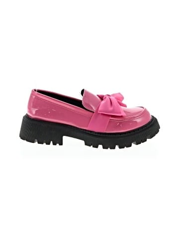 Unbranded Flats (view 1)