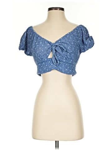 American Eagle Outfitters Short Sleeve Blouse (view 1)