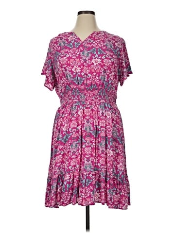 Croft & Barrow Casual Dress (view 1)