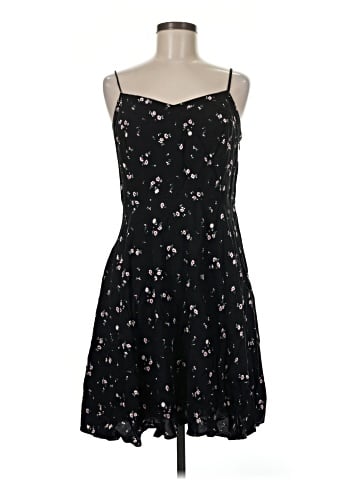 Old Navy Casual Dress (view 1)