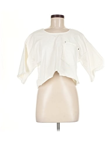 Elizabeth and James 3/4 Sleeve Blouse (view 1)