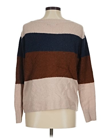 American Eagle Outfitters Pullover Sweater (view 2)