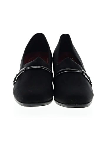 Munro American Heels (view 2)