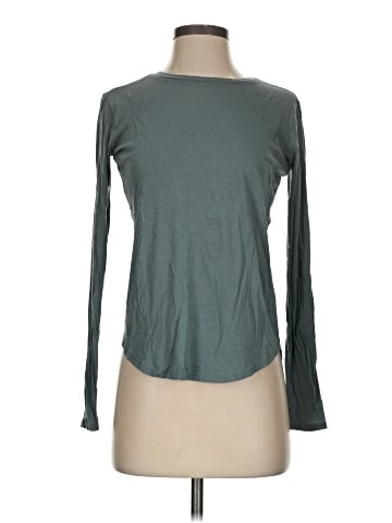 Vince. Long Sleeve T-Shirt (view 1)