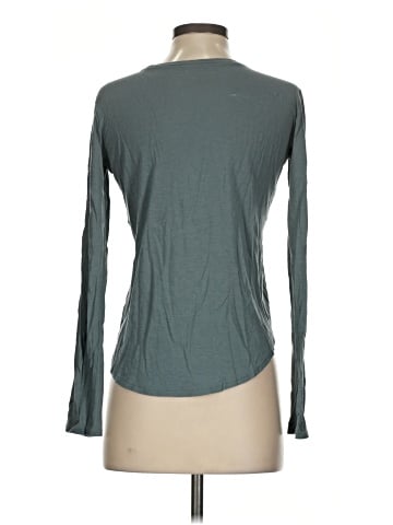 Vince. Long Sleeve T-Shirt (view 2)