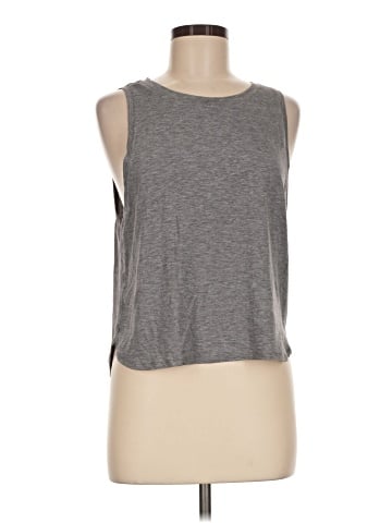 Gap Fit Sleeveless T-Shirt (view 1)