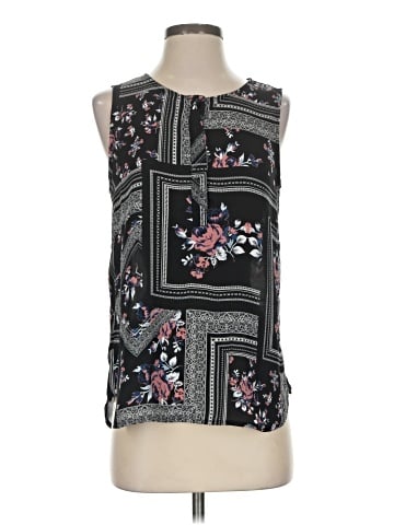 Violet & Claire Sleeveless T-Shirt (view 1)