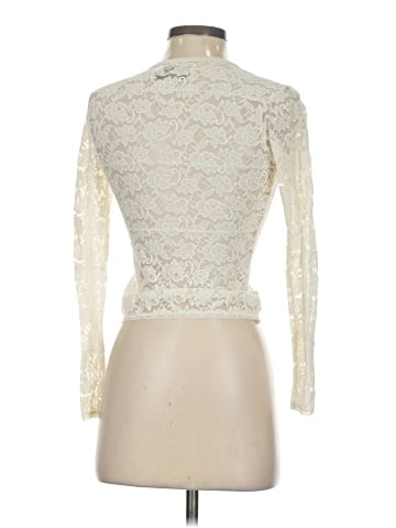 Casual Corner Long Sleeve Top (view 2)