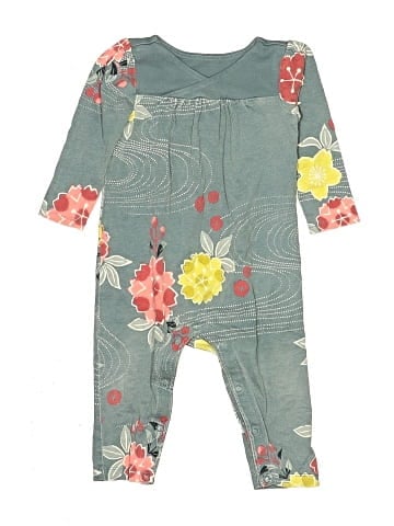 Tea Long Sleeve Outfit (view 1)