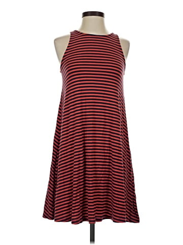Old Navy Casual Dress (view 1)