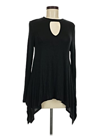 Jennifer Lopez Long Sleeve T-Shirt (view 1)