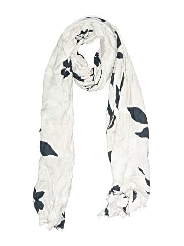 Liz Claiborne Scarf (view 1)