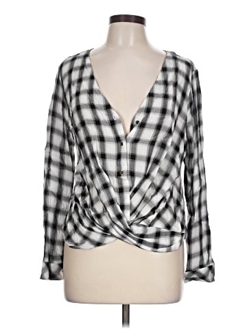 a.n.a. A New Approach Long Sleeve Blouse (view 1)