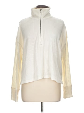 Abercrombie & Fitch Pullover Sweater (view 1)