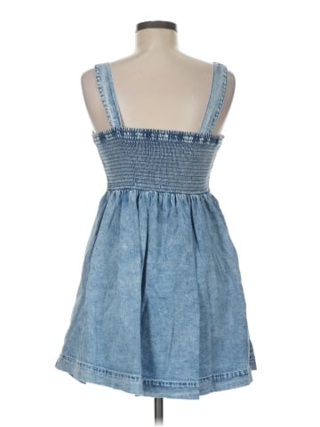 American Eagle Outfitters Casual Dress (view 2)